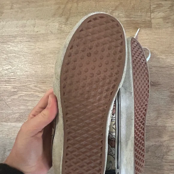 Artistic High-Top Sneakers with Unique Design - Picture 6 of 6